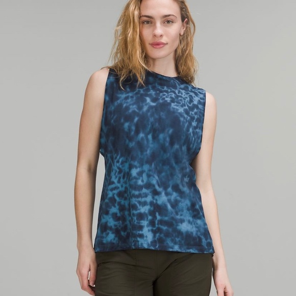 Lululemon Tie Die Tank - Picture 1 of 8